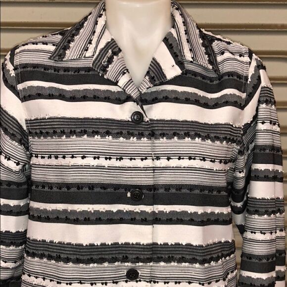 Alfred Dunner blouse black and white size 8p - Picture 4 of 6